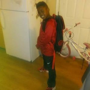 Meet your Posher, Joya